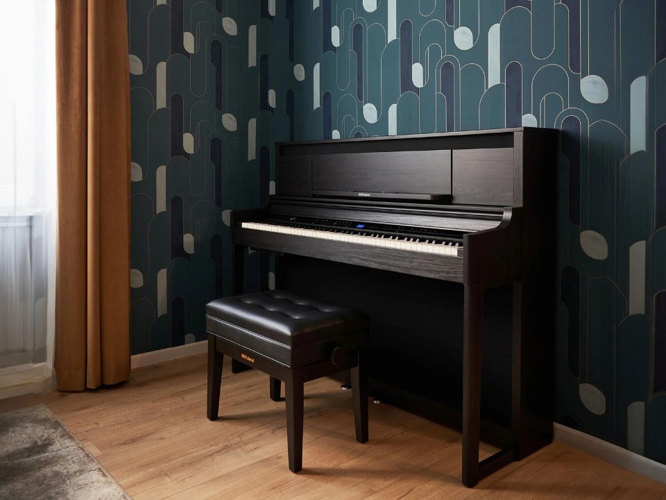 ROLAND LX-6 DR - Đánh giá chi tiết tại Piano House